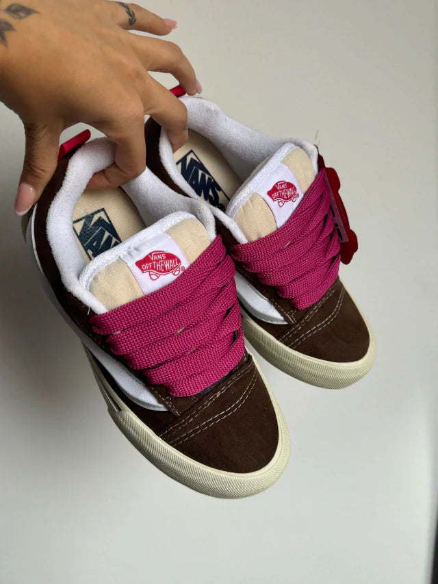 Skool Café Pink