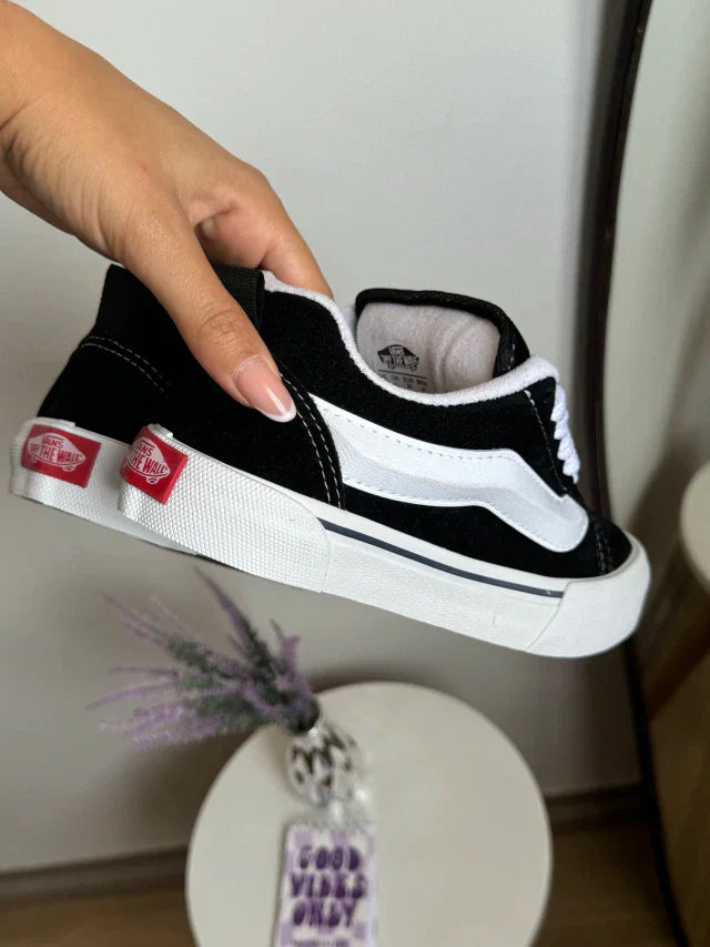 Skool Preto