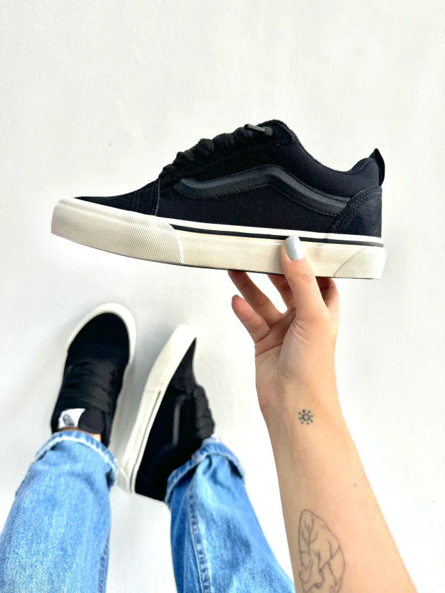 Skool Black